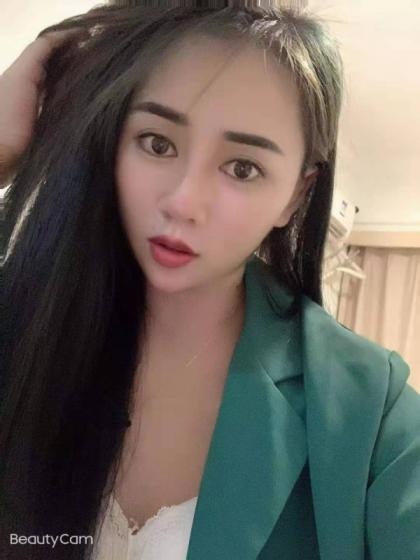 介绍一个靠谱妹子骚气大胸，性格也好不机车