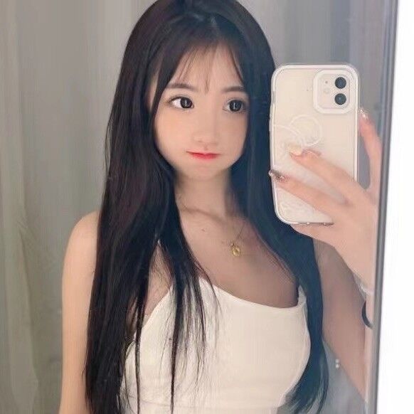 高颜值的软萌妹子，很会照顾人