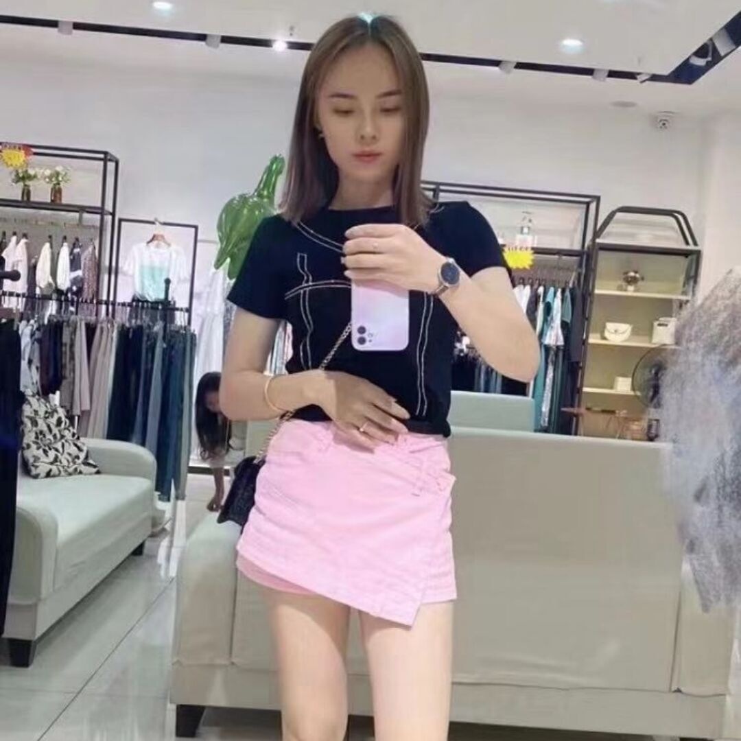 验证朋友介绍的少妇，体验感不错