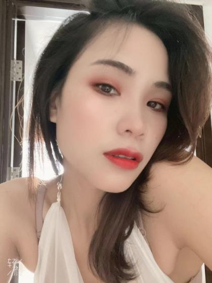 风骚主动的骚妹子，搞起来太刺激了