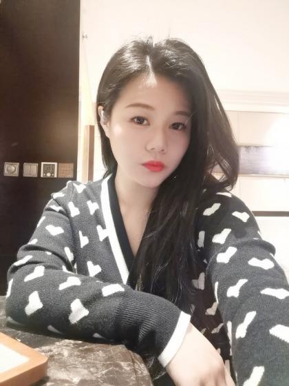 下面粉嫩的大奶妹，69超给力