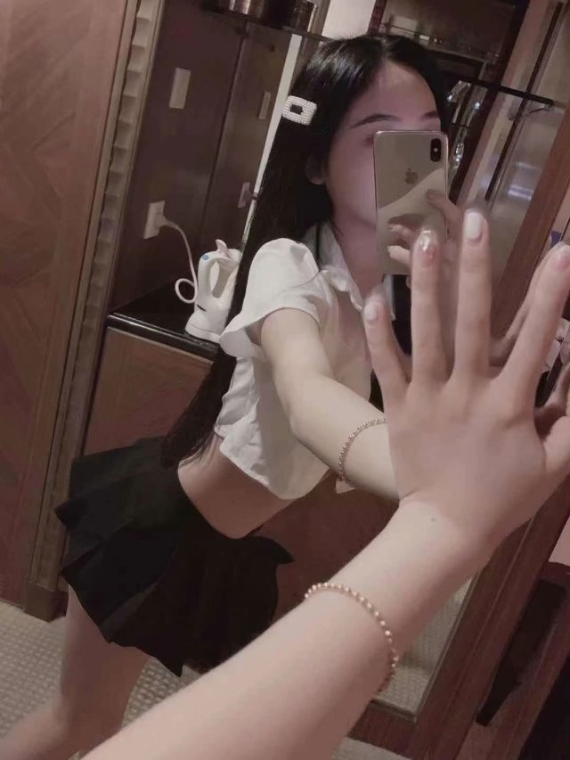 验证朋友推荐的妹子很配合