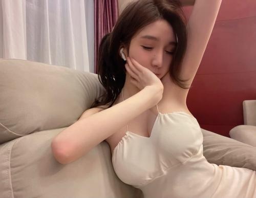 温柔体贴的大胸妹，服务好不催人