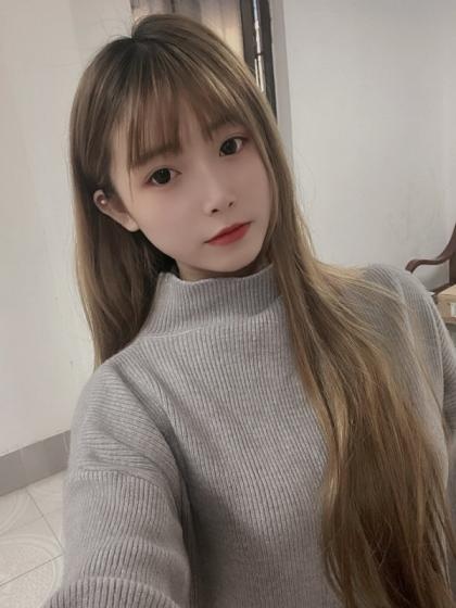服务有女朋友的feel，身材好，胸摸起来Q弹