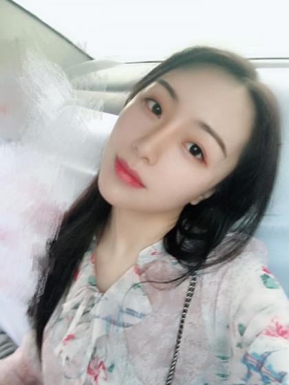 约会长腿漂亮姑娘，配合好，服务刺激