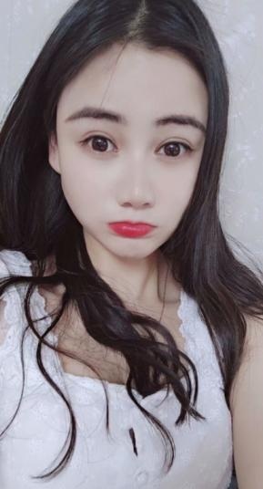 长相甜美，服务很爽的小精灵