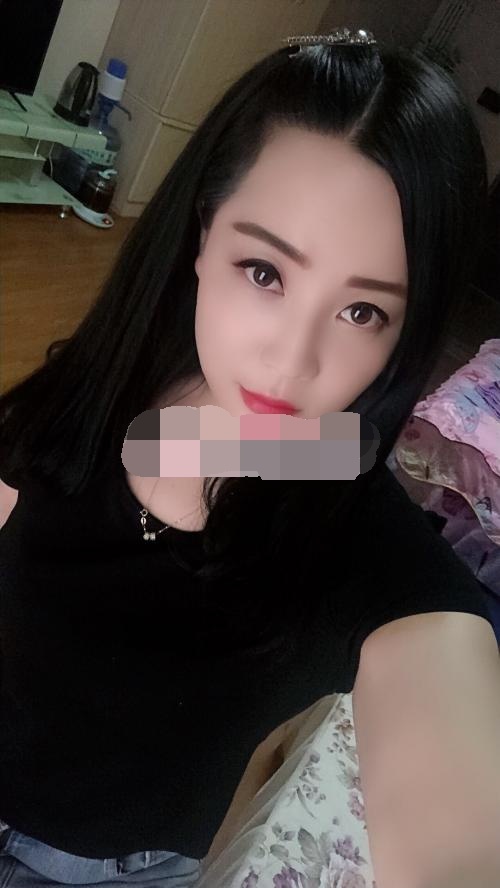 丰满坚挺的温柔姐姐，服务非常享受