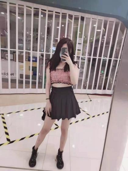 性价比不错的小姐姐，服务挺满意