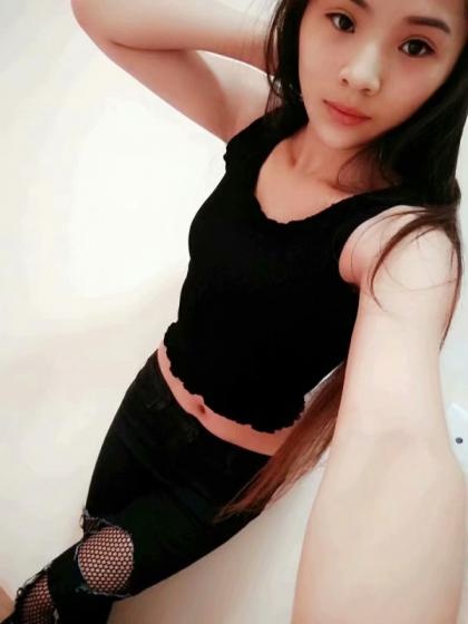 喜欢大长腿的可以试试，夹的很舒服