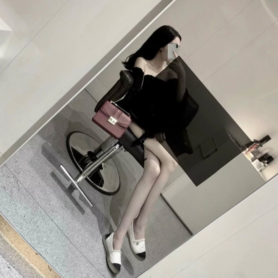 一个超级嫩的妹子，服务温柔体贴
