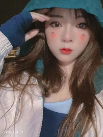 纯情36大白 一手握不住 前凸后翘 太爽了