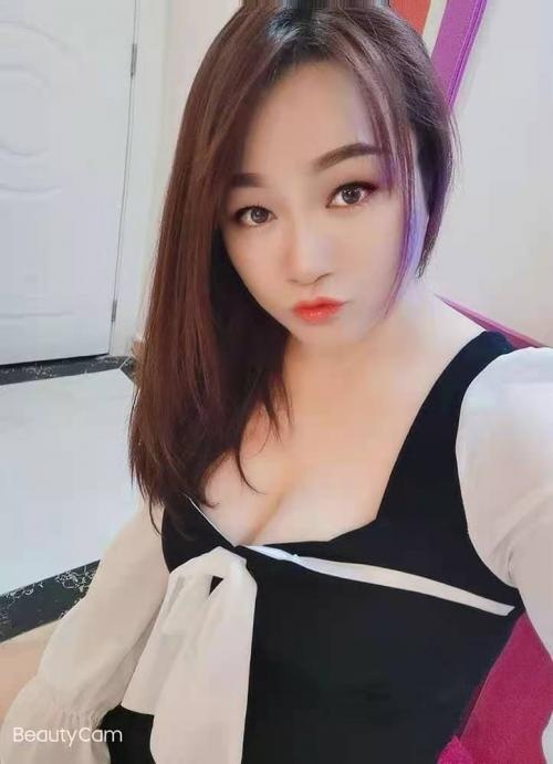 偶尔兼职的妹纸，给你女友般的体验
