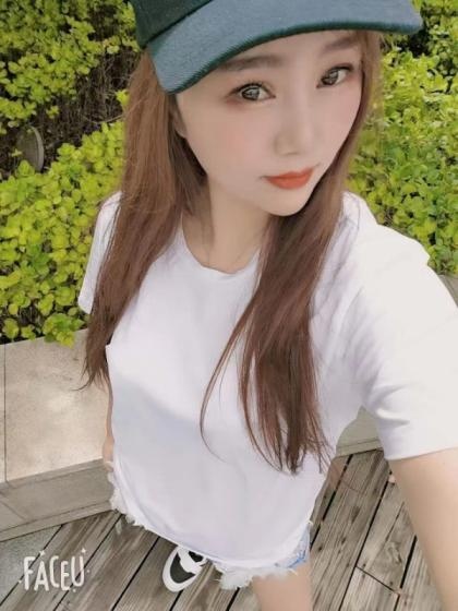 服务热情的大胸少妇，体验感非常好