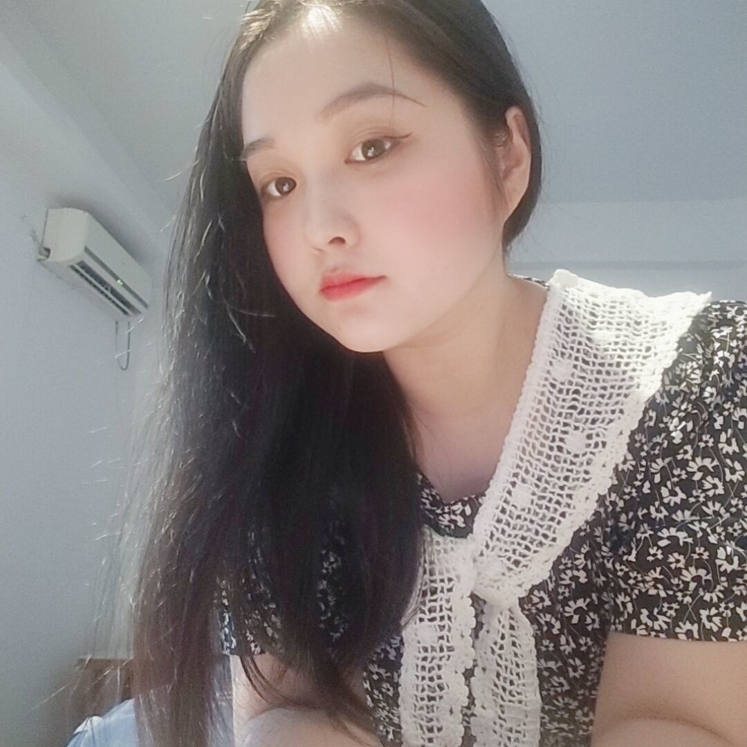 性价比高，服务还行，有点娃娃音