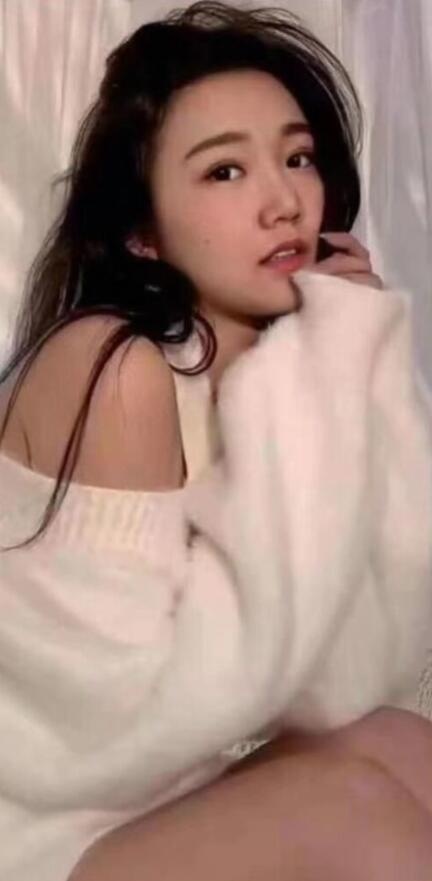 长得漂亮的小妞，你值得期待