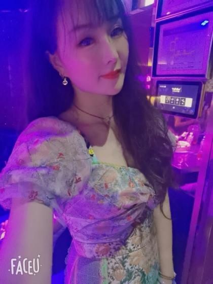 同事推荐的，妹子服务态度挺好