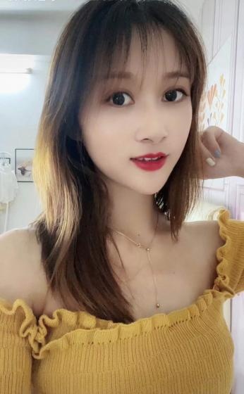 粉嫩大胸妹，总体感觉很好，推荐一下