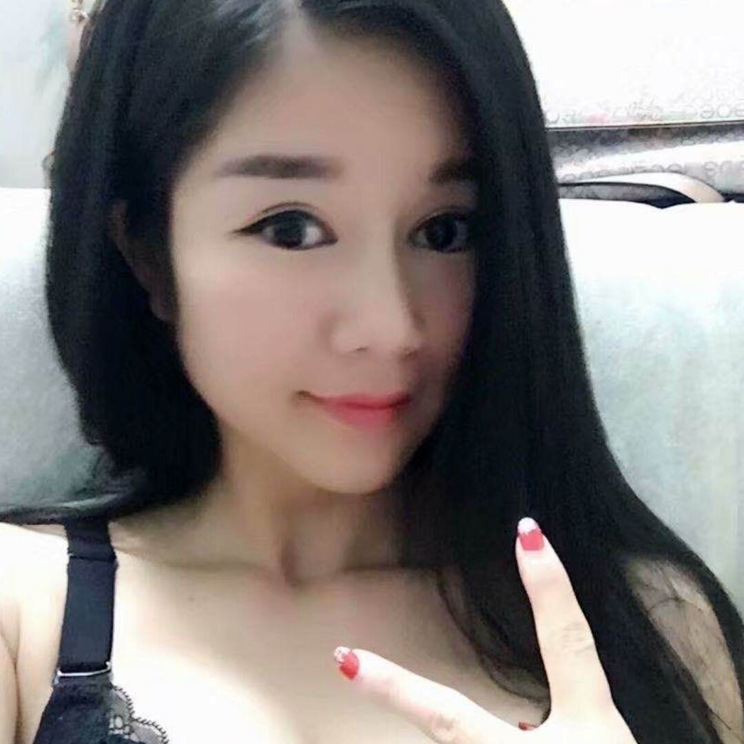 颜值与服务都不错的小姐姐，你值得拥有