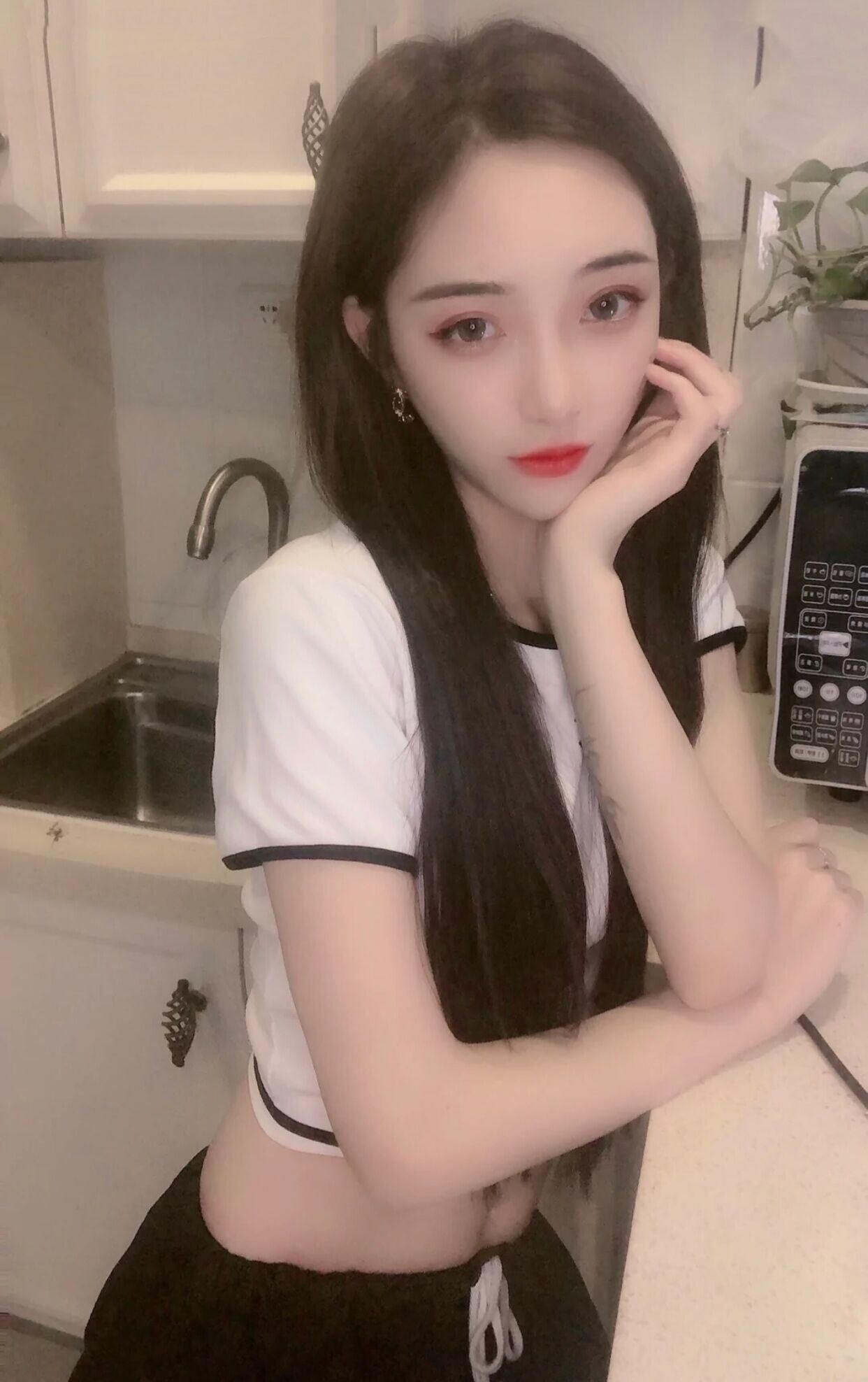 极品纯情，水嫩诱惑的美女兼职