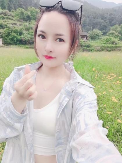 妹子性格好，技术一流，性价比高