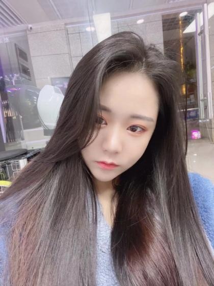 很漂亮的妹子 ，吹功还行，值得推荐