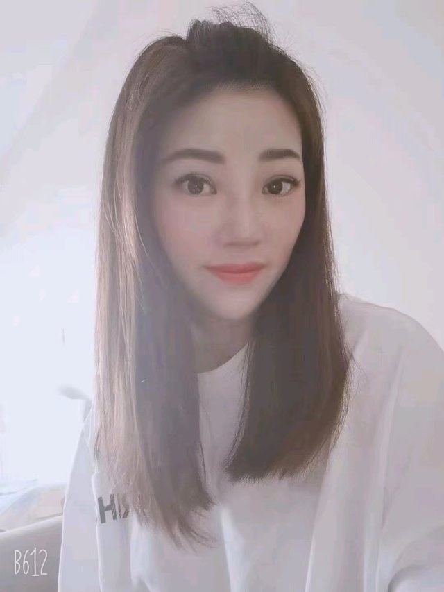 面容姣好的妹子，身材棒，风骚多汁