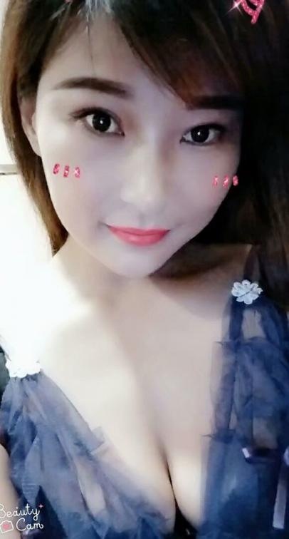 服务超爽的美艳少妇，姿势会的多
