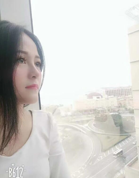 水多又骚兼职妹儿，服务周到，值得体验