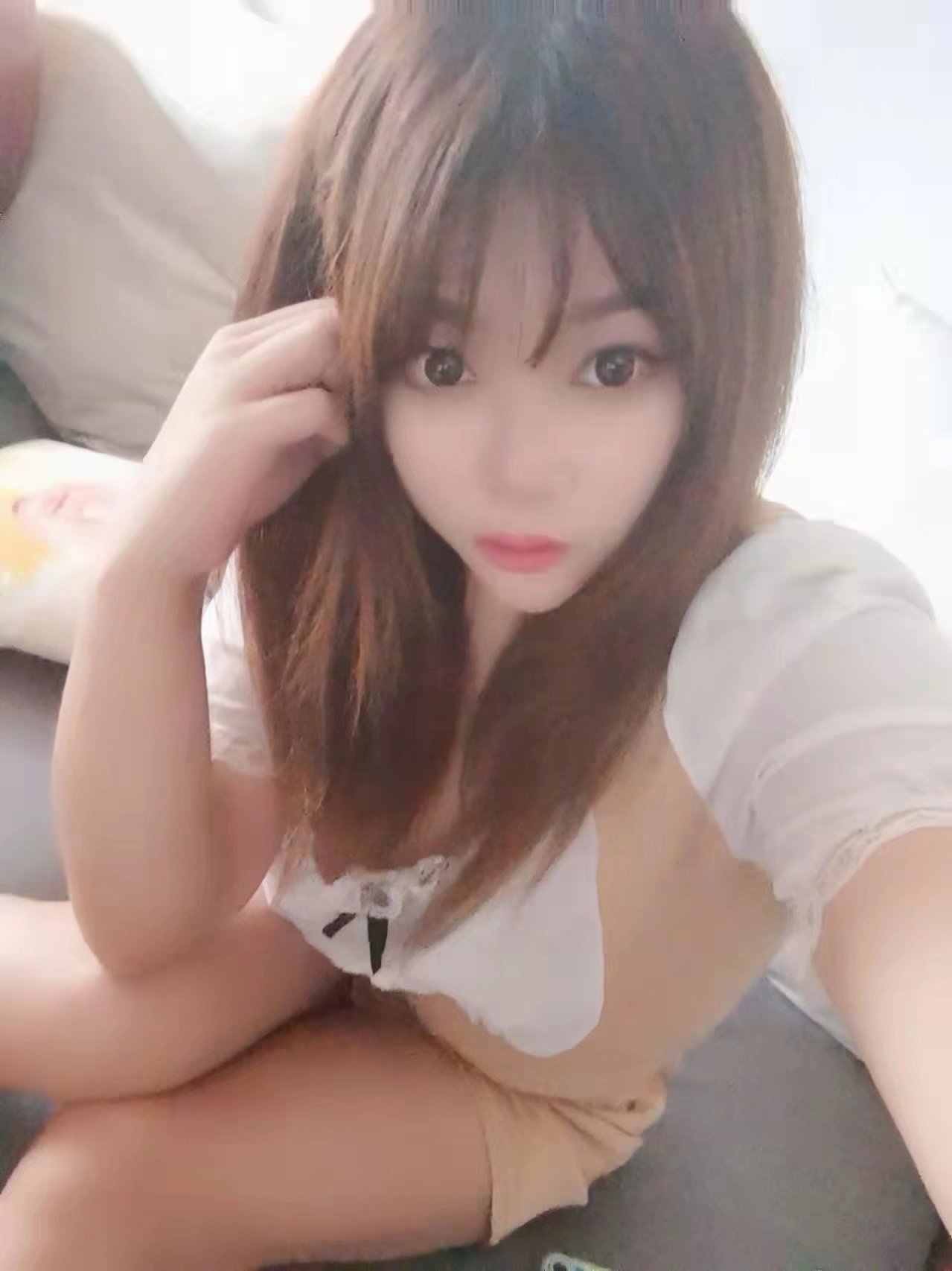 妹子颜值不错，服务非常好，不机车