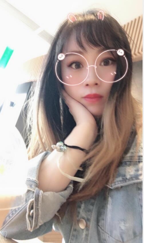 颜值不错的妹子，服务还行，挺实惠