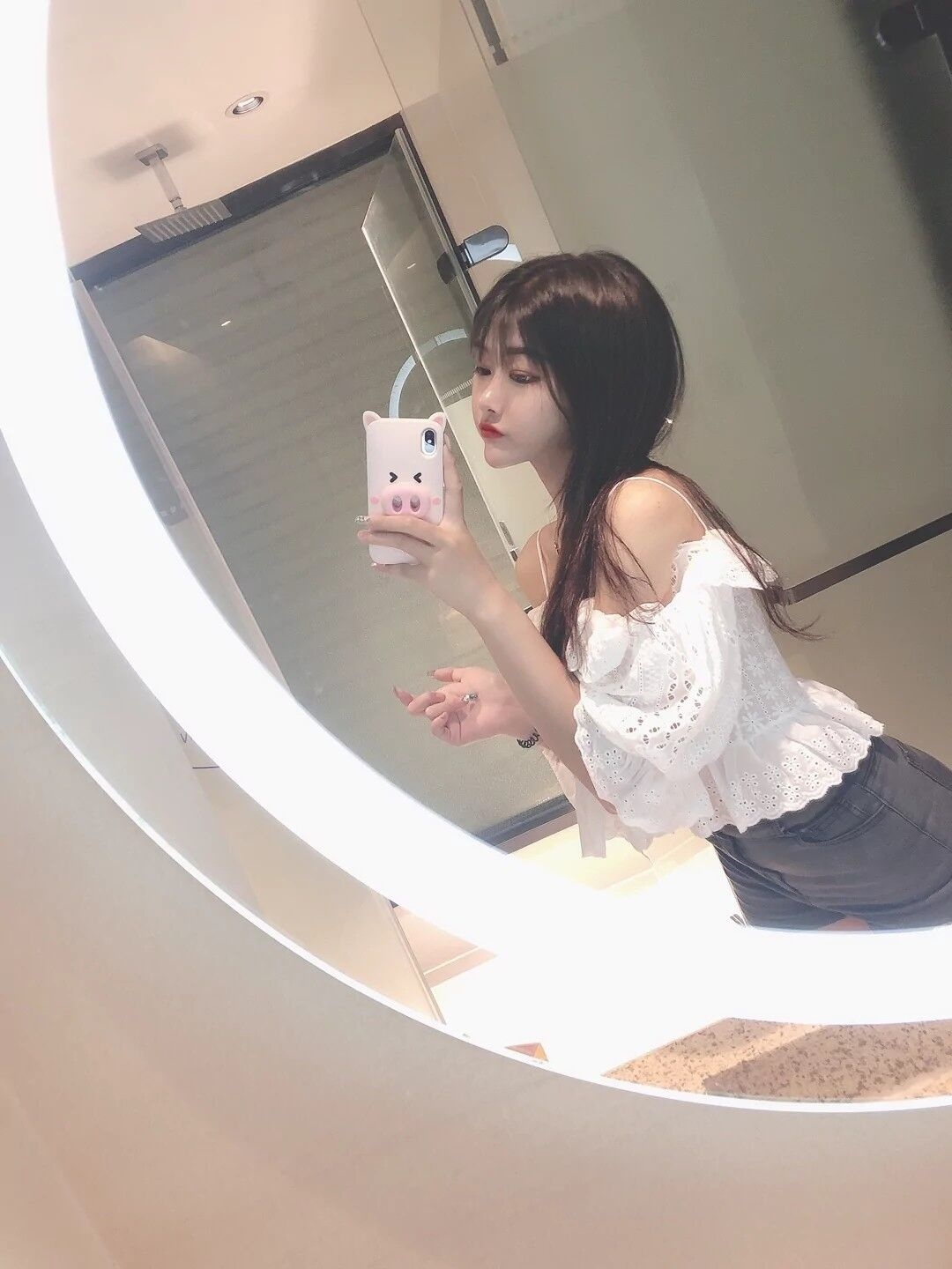 纯泻火兼职小姐姐，身材娇小，很可爱