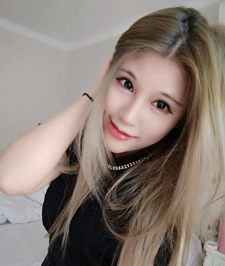 妹子脸蛋美，身材棒！ 真实靠谱！