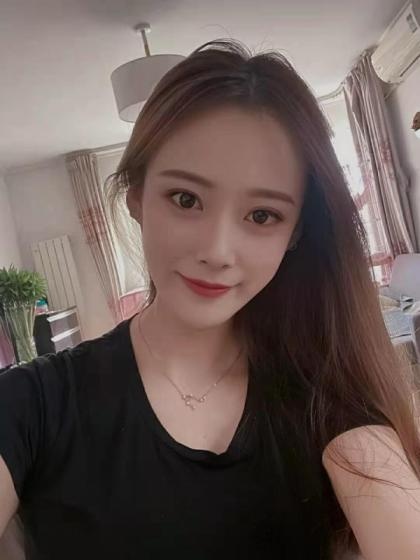 漂亮美女，身材很好，声音销魂