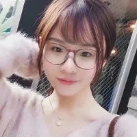 兼职美女幼师，服务还行，胜在胸大