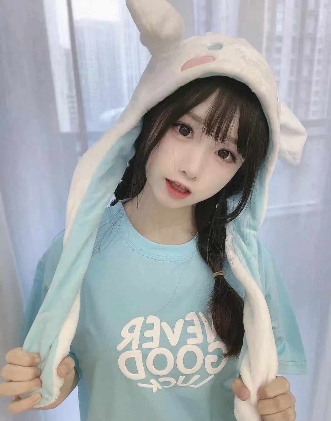 可毒龙的小可爱 ，舌头软，很舒服