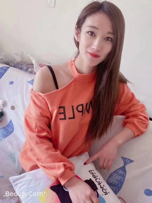 大长腿少妇 ，喜欢熟女的自己约
