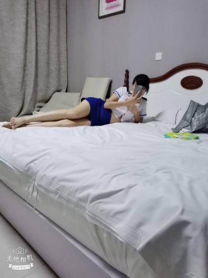 屁股又圆又翘，身材苗条，还会活。不错