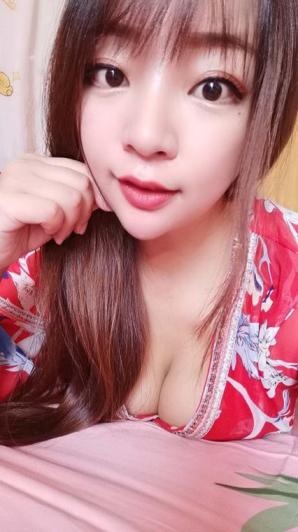 性格开放的丰满妹子，值得推荐