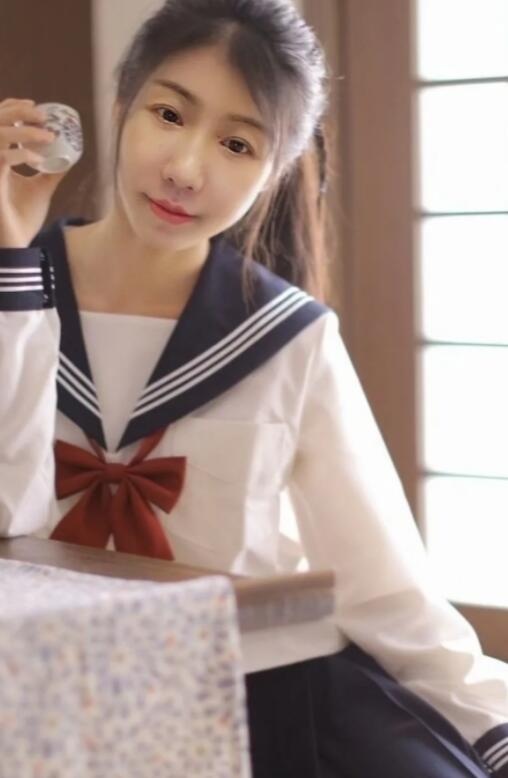 温柔妩媚的小美人，人美，活好