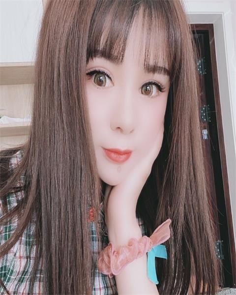 千娇百媚小女人，身材火辣，热情主动
