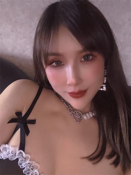 性价比不错的小妞