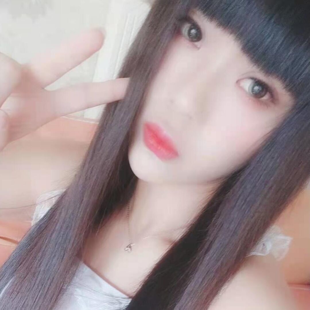 玩了个漂亮小妹，胸特大