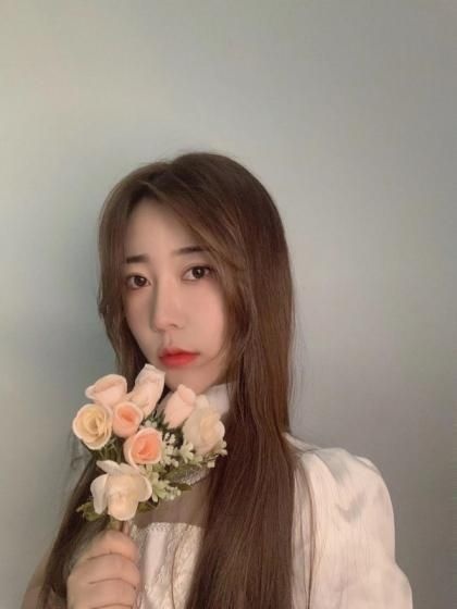 年轻妹子，颜值也高，服务超棒