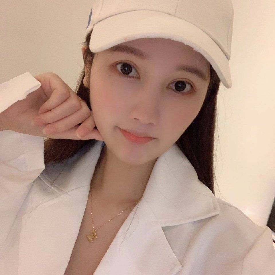 身材真的有料，真心很大。还是粉嫩的