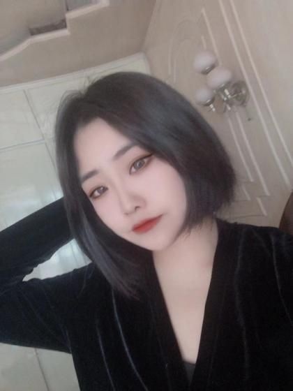 主动活泼的小妹子，服务好，姿势随意