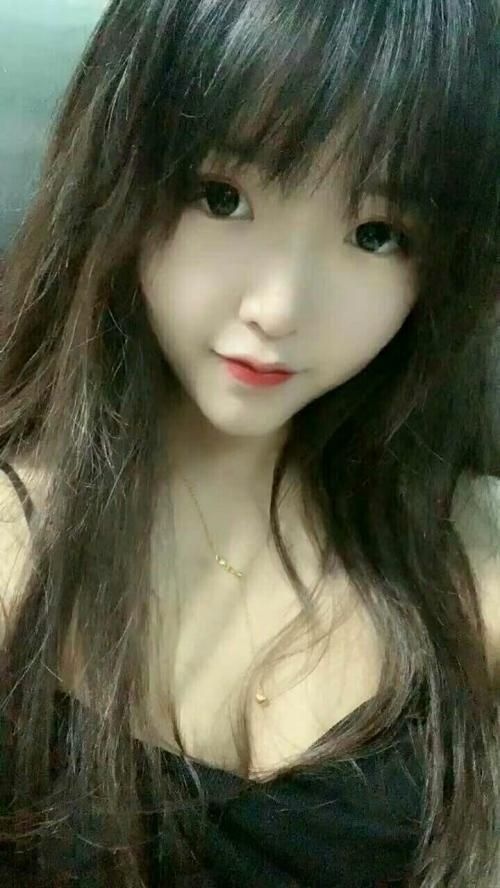 甜美可爱气质好，乖巧热情超配合