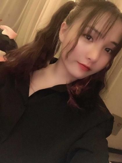 娇小可爱的妹子，屁股挺翘，服务舒服