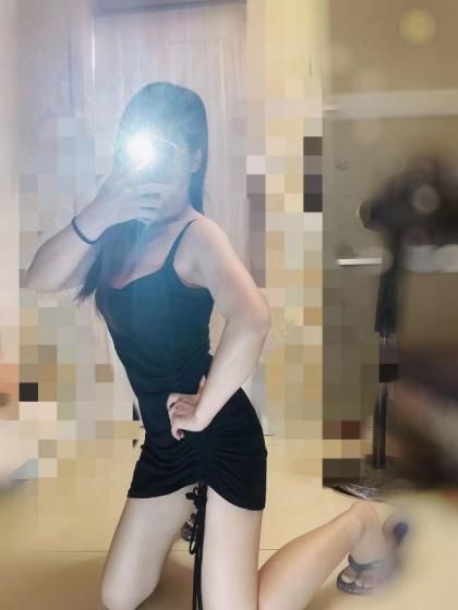 朋友推荐的妹子，身材好，有小女友的感觉