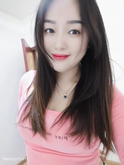 热情温柔的兼职大胸妹，服务真的是专业