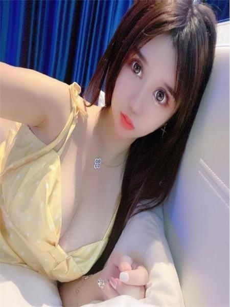 超级极品的学生妹，童颜巨乳